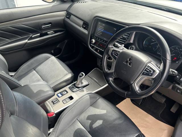 2020 Mitsubishi Outlander 2.4 PHEV Dynamic 5dr Auto
