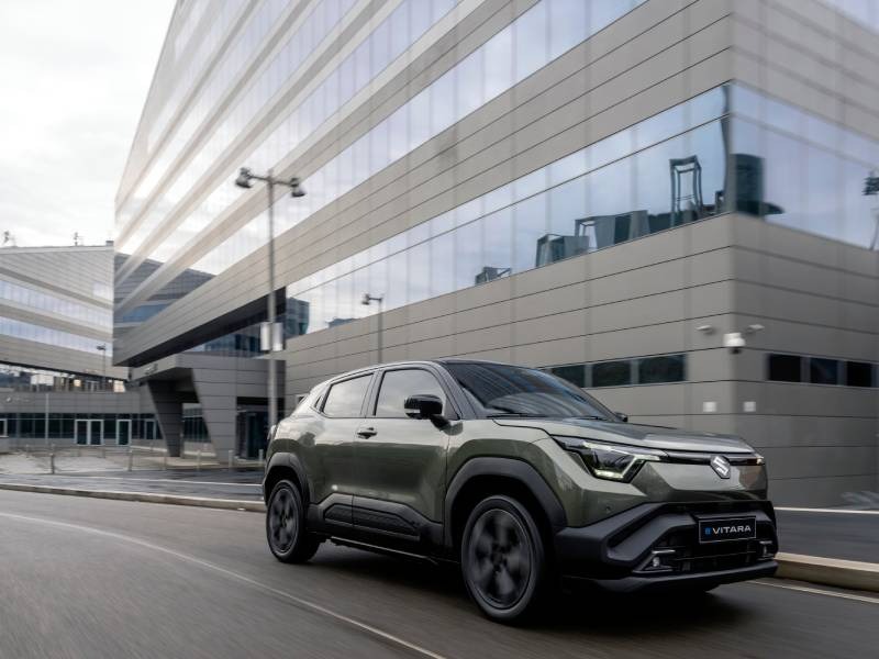 Suzuki e-Vitara Side View